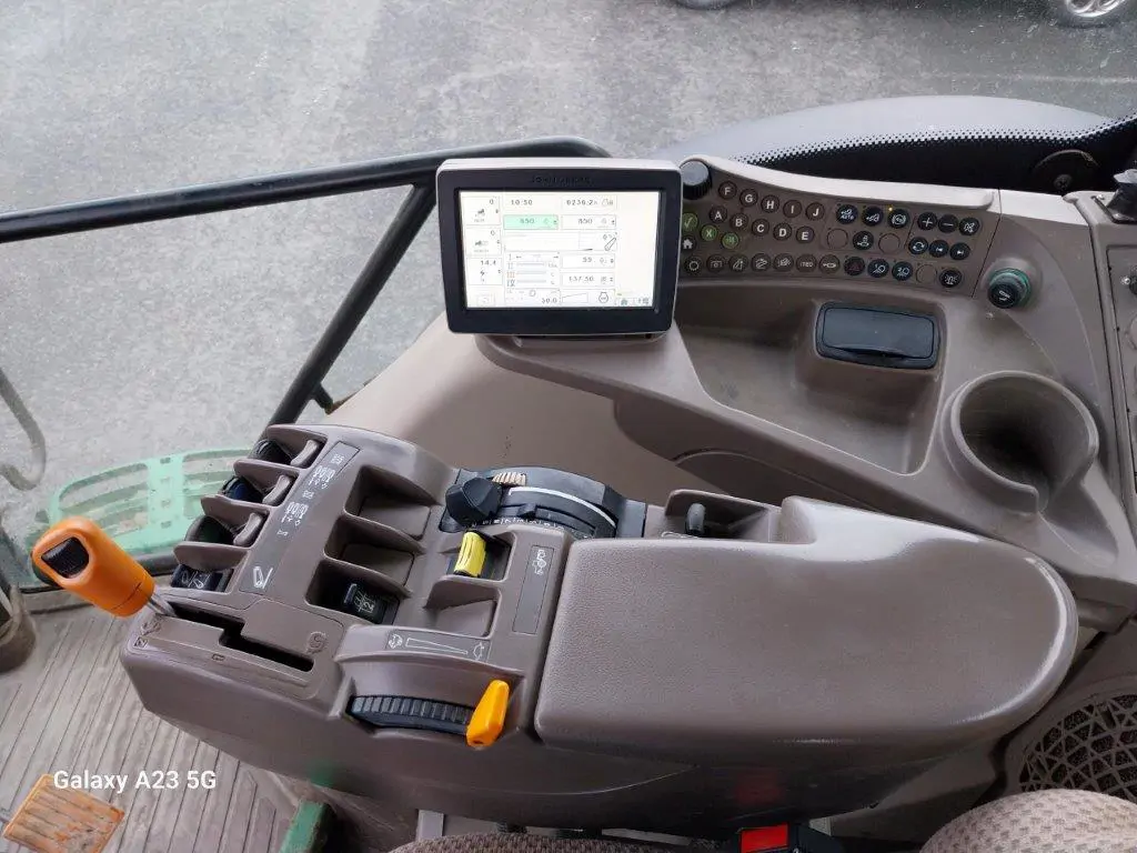 Image JOHN DEERE 6170R