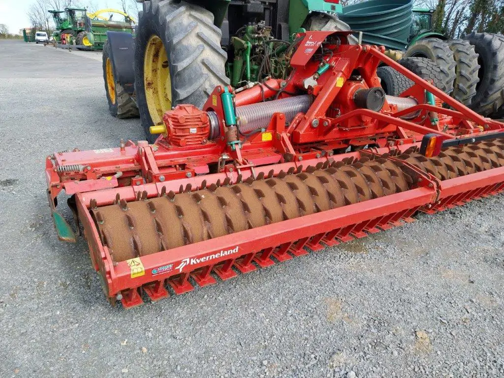 Photo KVERNELAND FOLD NGS 451