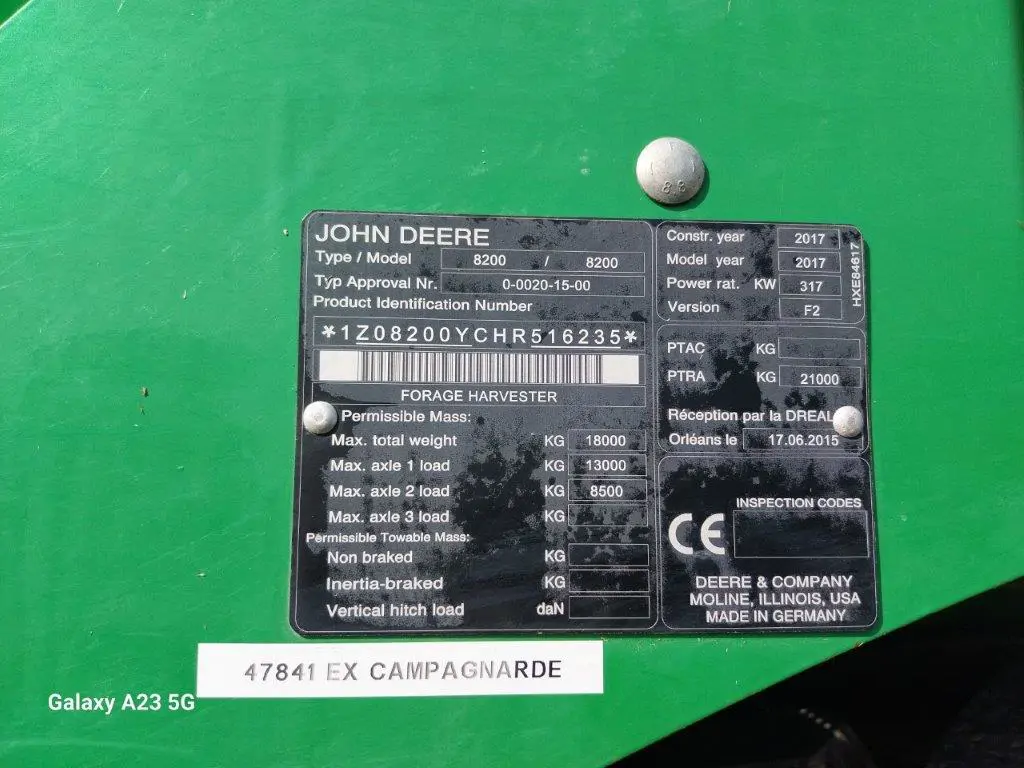 Image JOHN DEERE 8200