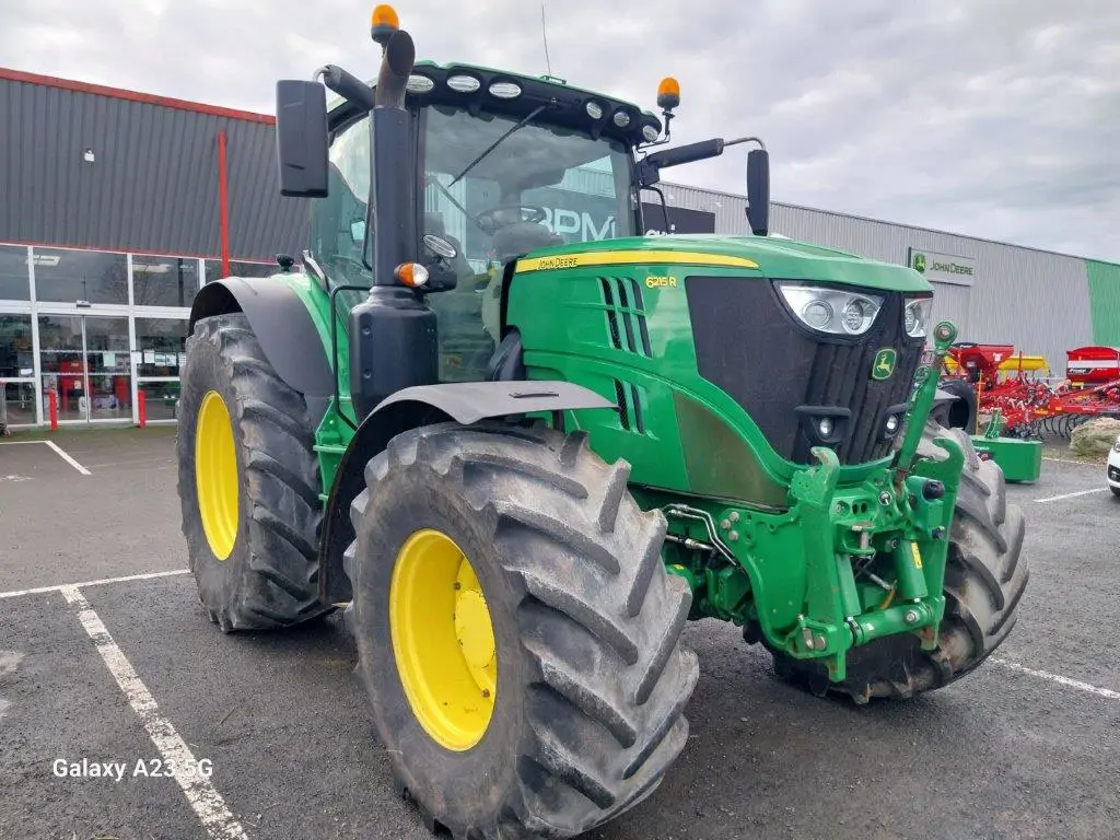 Image JOHN DEERE 6215R