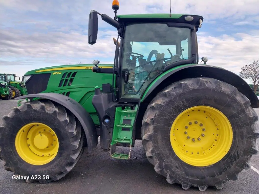 Image JOHN DEERE 6215R
