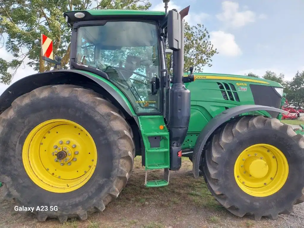Image JOHN DEERE 6215R