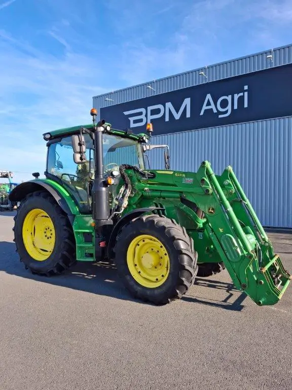 Image JOHN DEERE 6110R