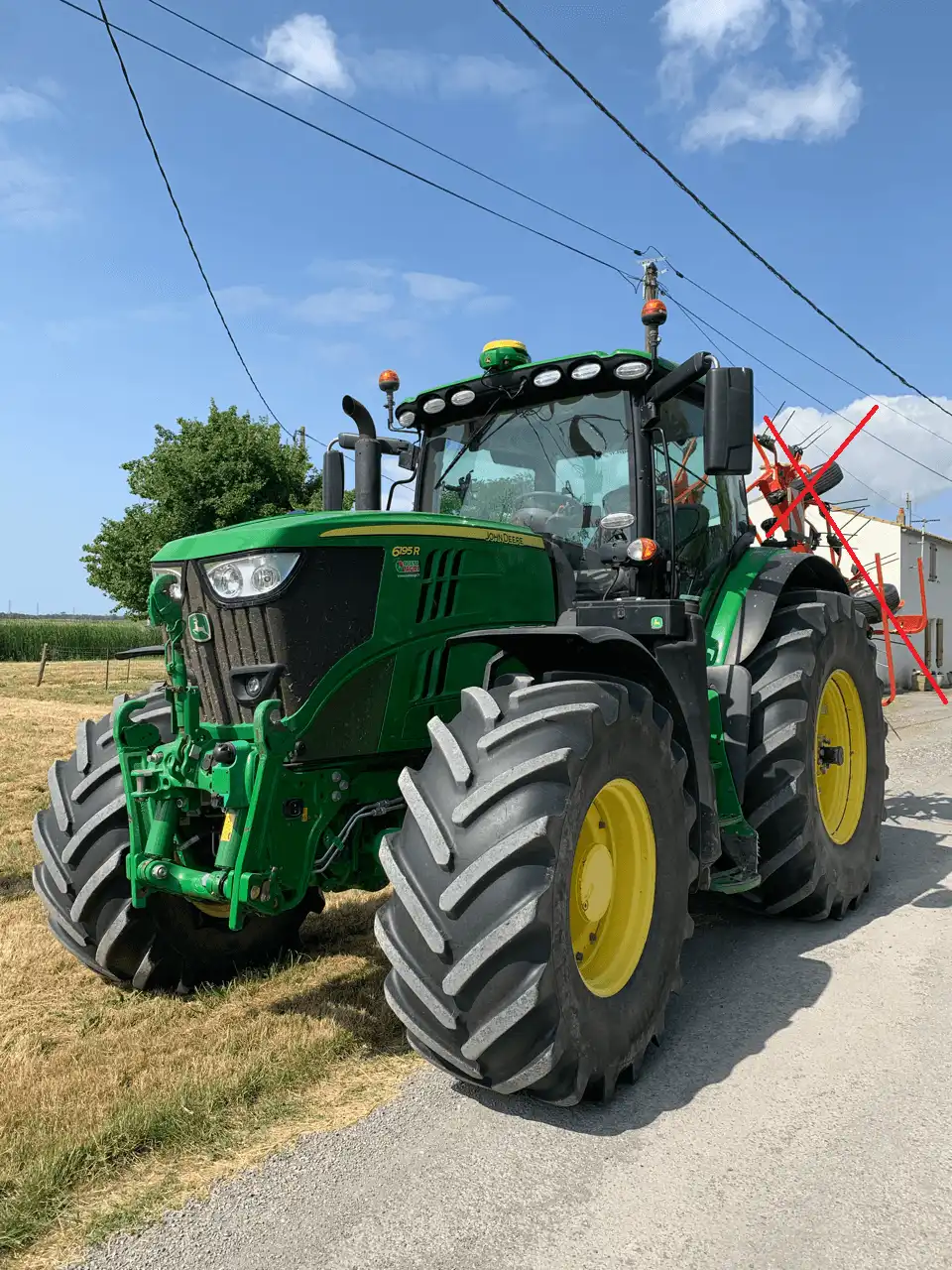 Photo JOHN DEERE 6195R