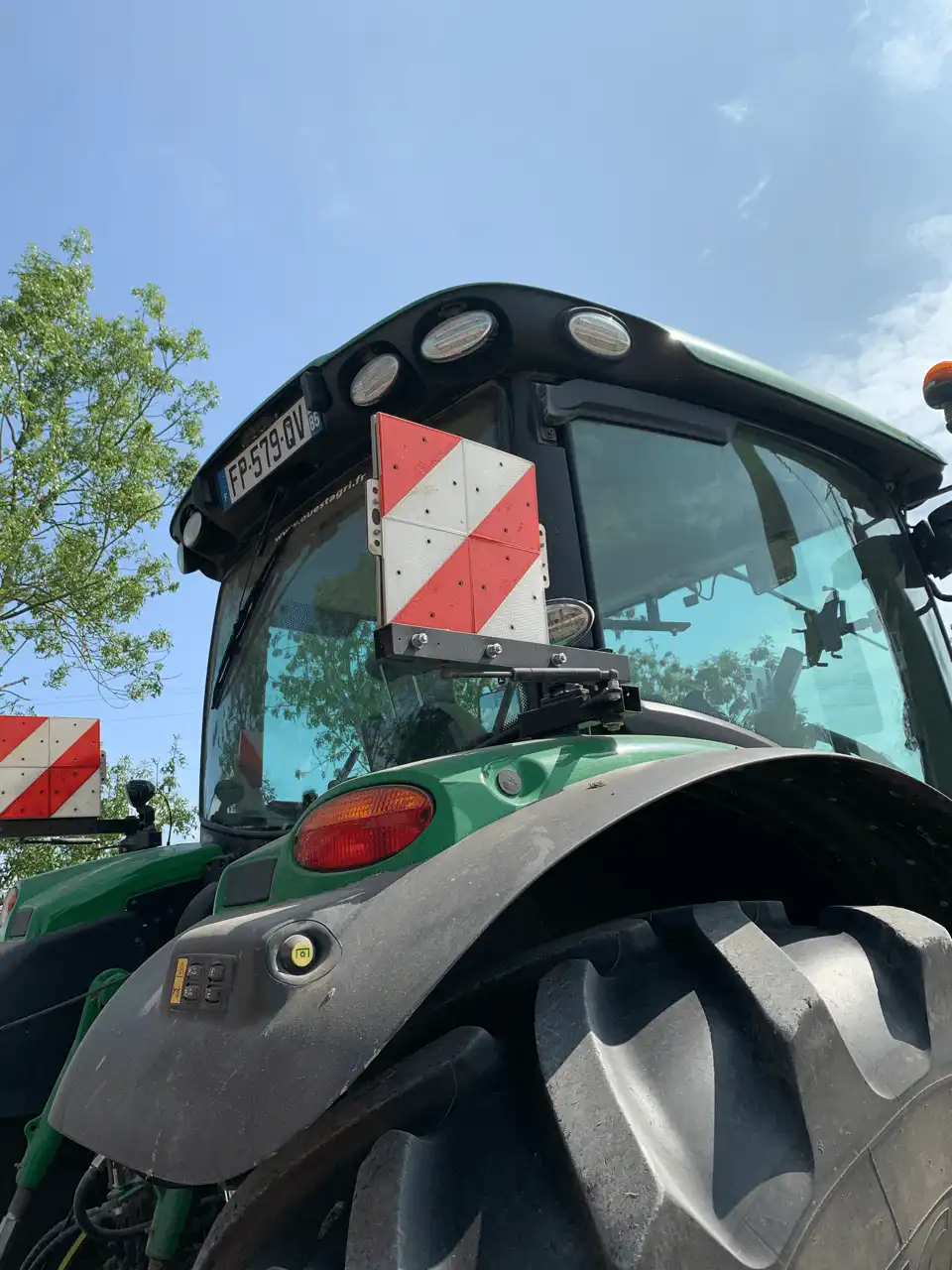 Image JOHN DEERE 6195R