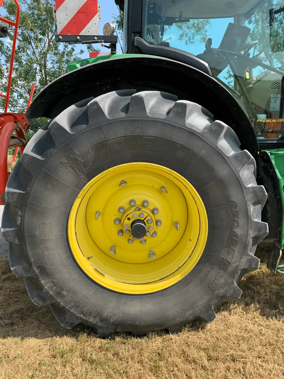 Image JOHN DEERE 6195R