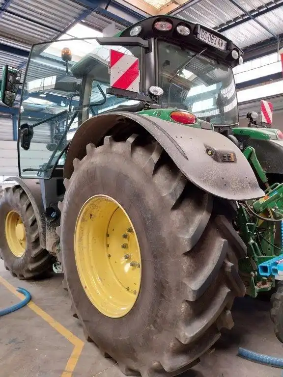 Image JOHN DEERE TRACTEUR