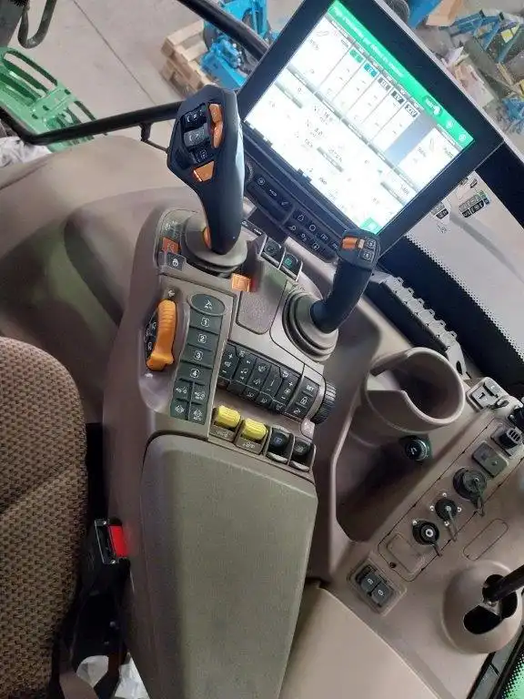 Image JOHN DEERE TRACTEUR