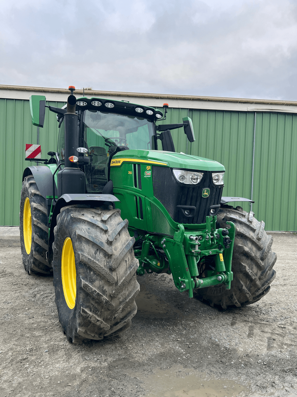 Image JOHN DEERE 6R250