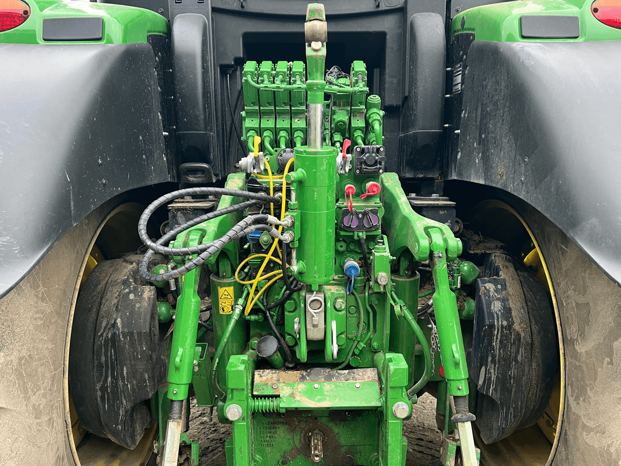 Image JOHN DEERE 6R250