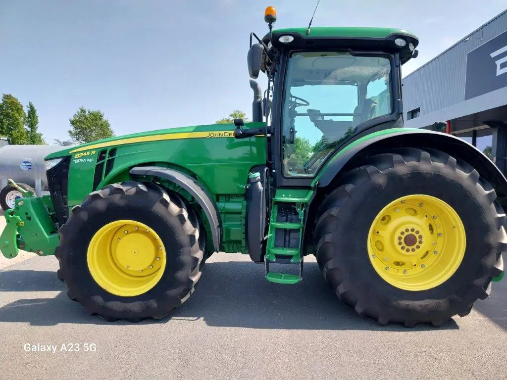 Image JOHN DEERE 8345R