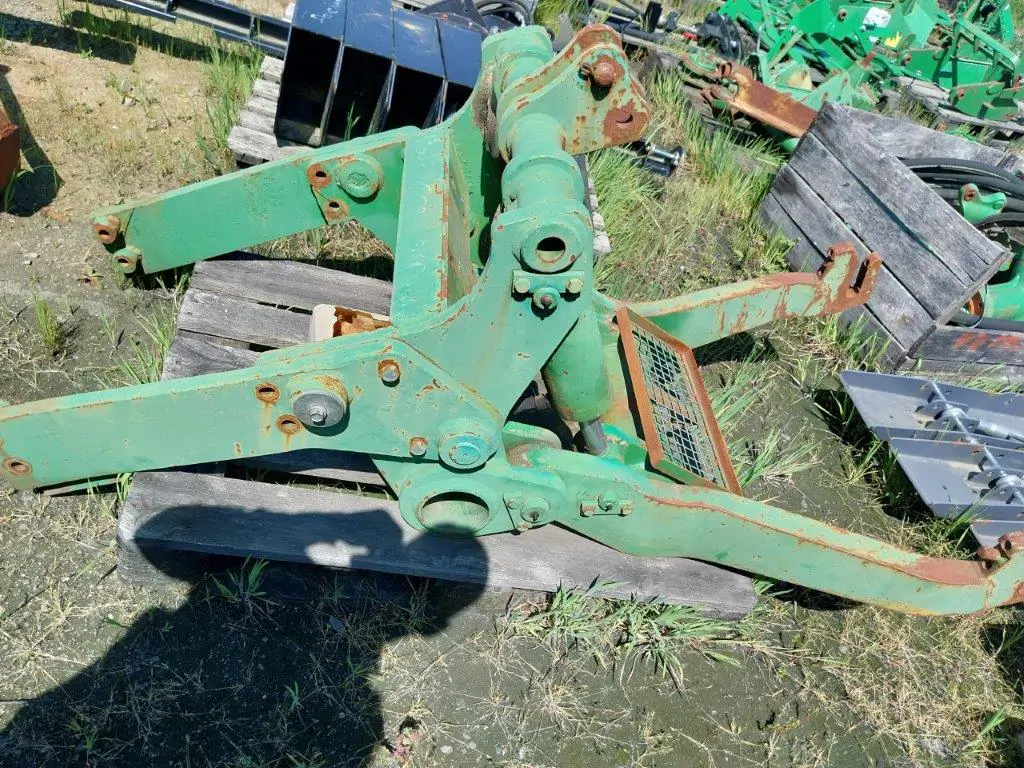 Photo AUTRE MARQUE RELEVAGE AVANT