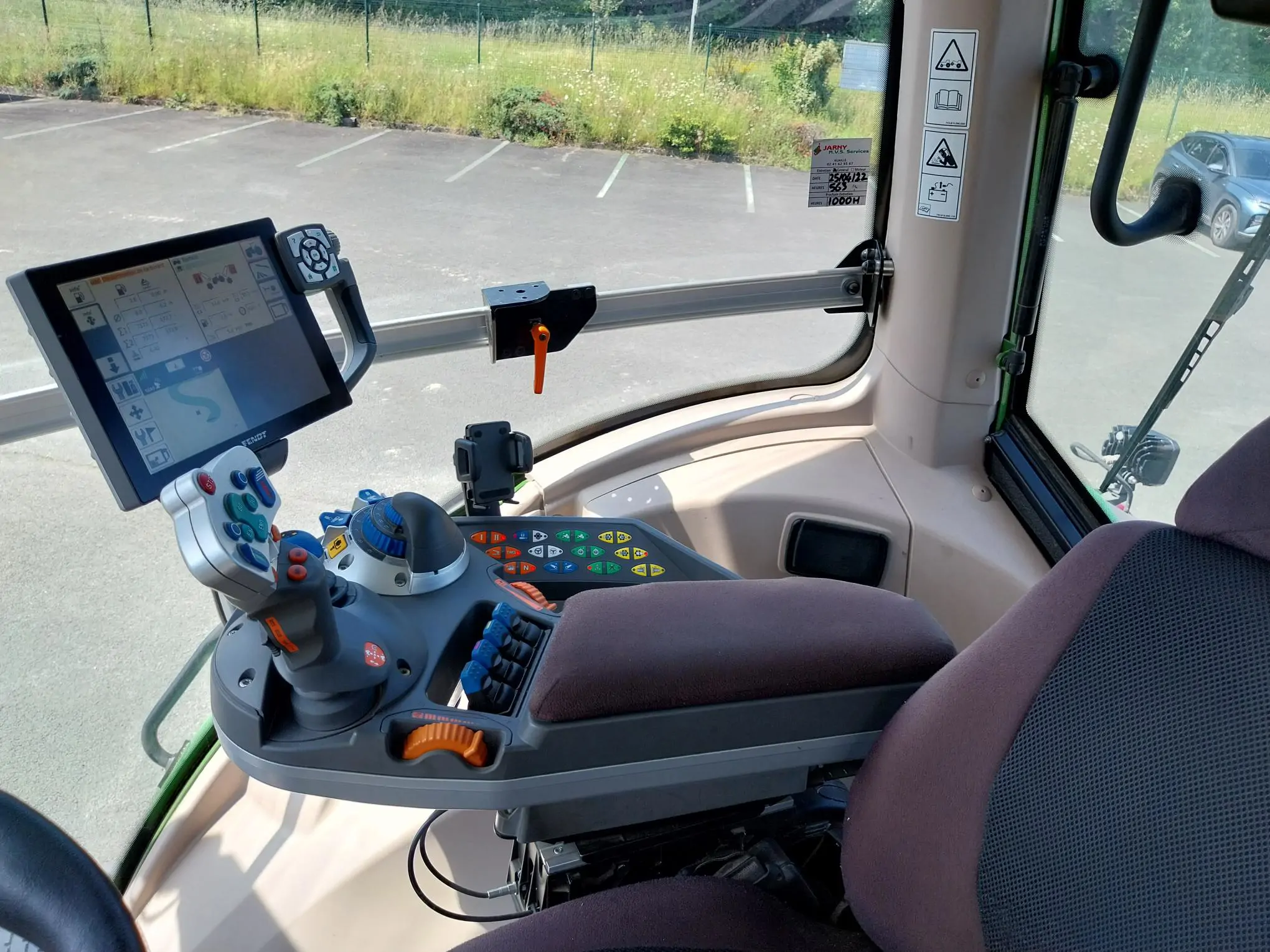 Image FENDT TRACTEUR FENDT 828