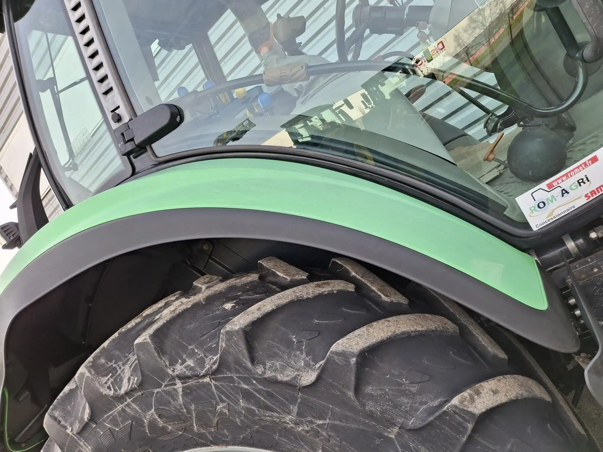 Image DEUTZ TRACTEUR DEUTZ AGROTRON 6150