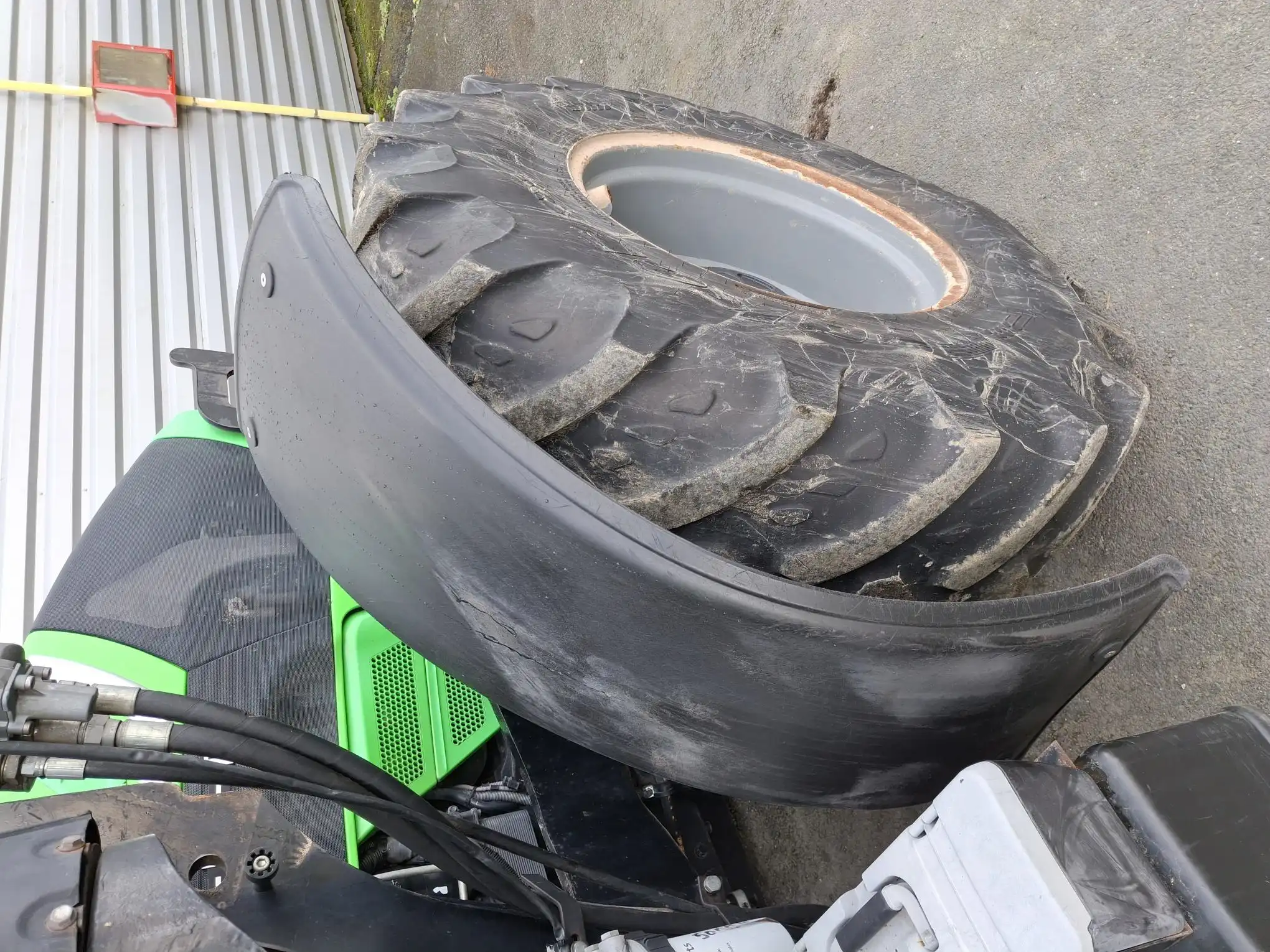 Image DEUTZ TRACTEUR DEUTZ AGROTRON 6150