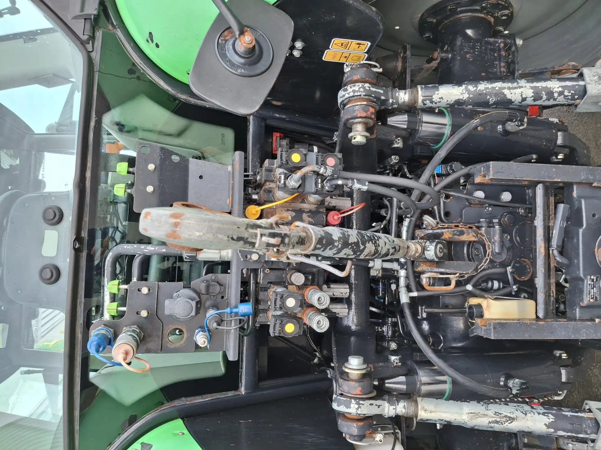 Image DEUTZ TRACTEUR DEUTZ AGROTRON 6150