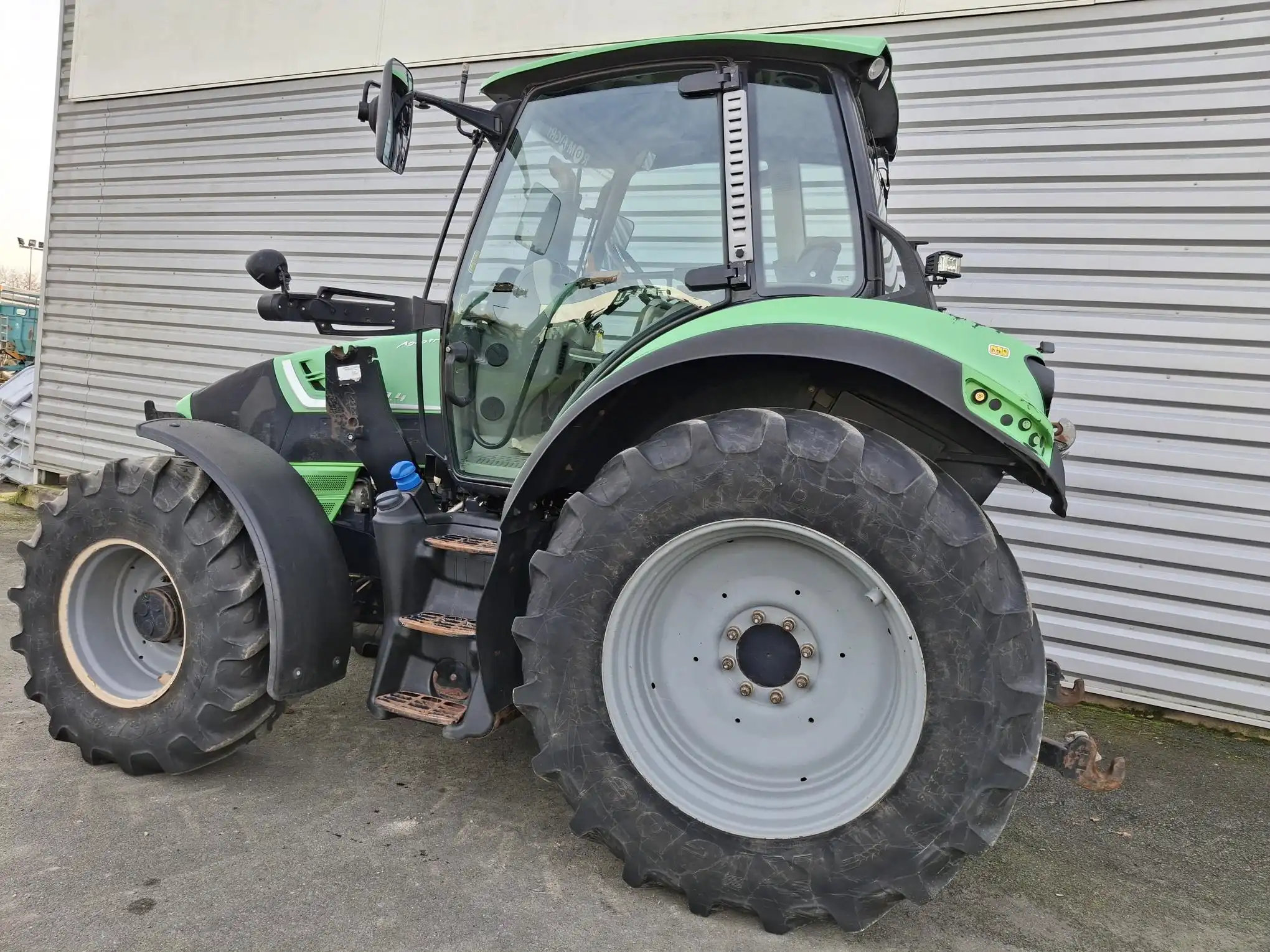 Image DEUTZ TRACTEUR DEUTZ AGROTRON 6150