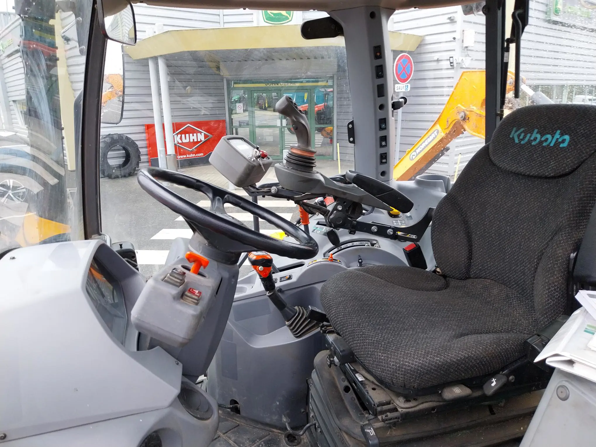 Image KUBOTA TRACTEUR KUBOTA M5111 DTHQ