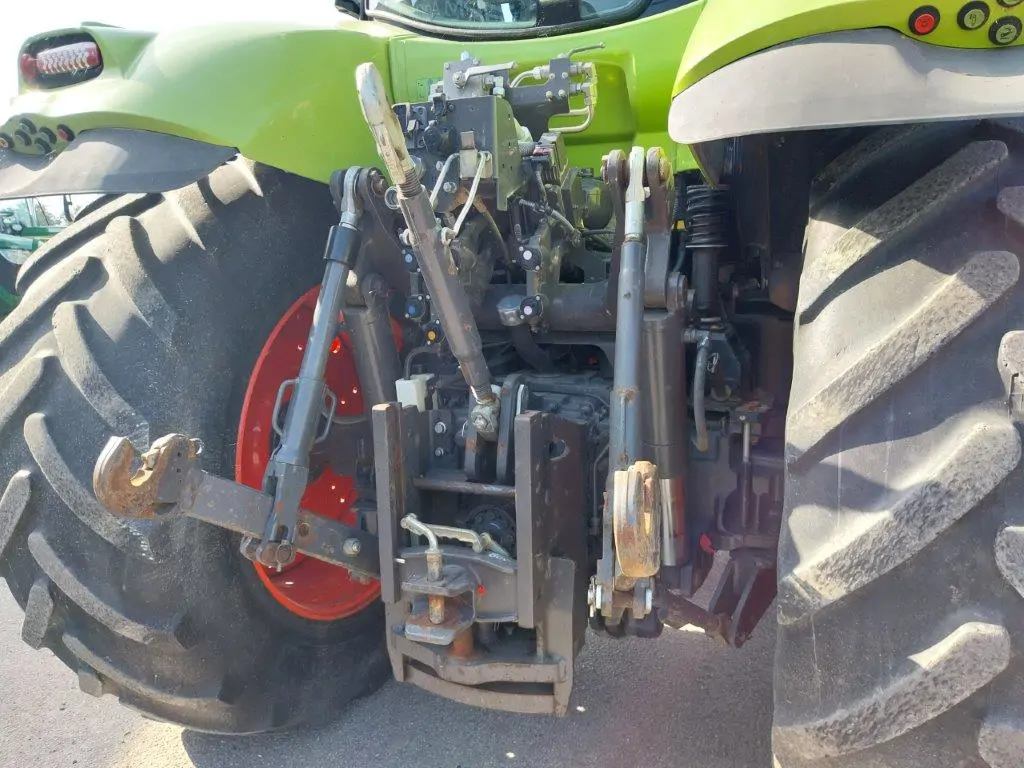 Image CLAAS TRACTEUR CLAAS AXION