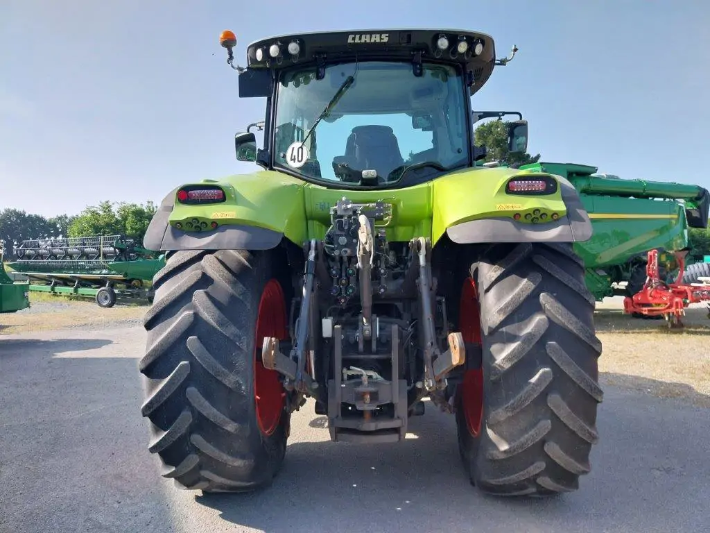 Image CLAAS TRACTEUR CLAAS AXION