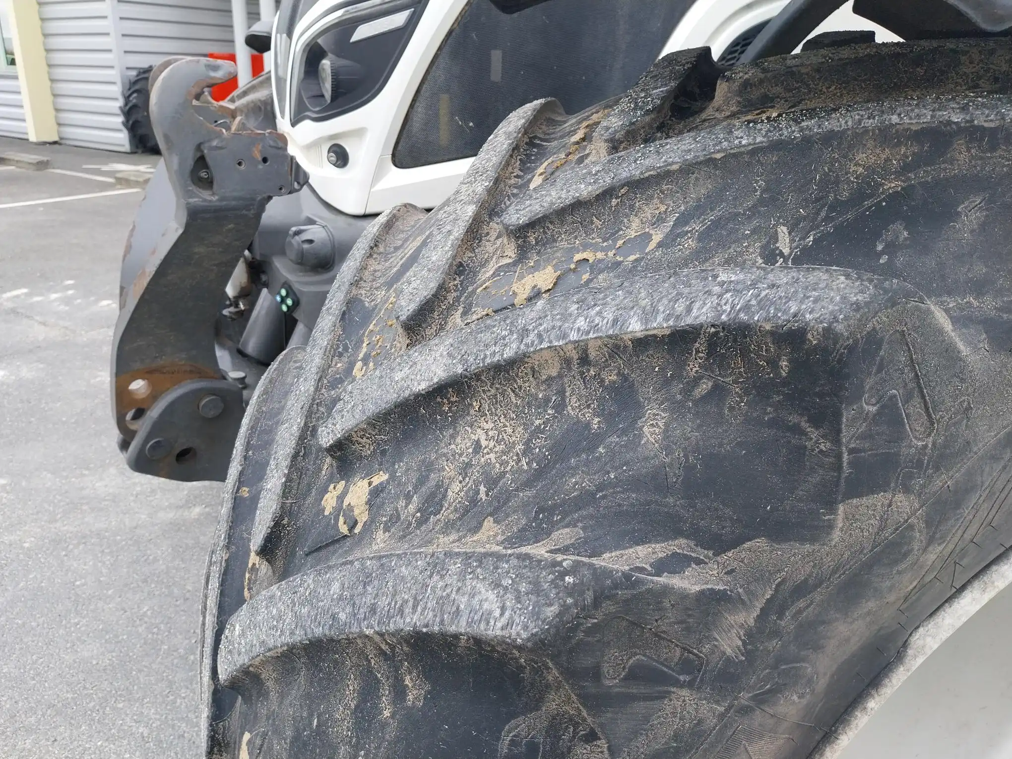 Image VALTRA VALMET TRACTEUR VALTRA SERIE N