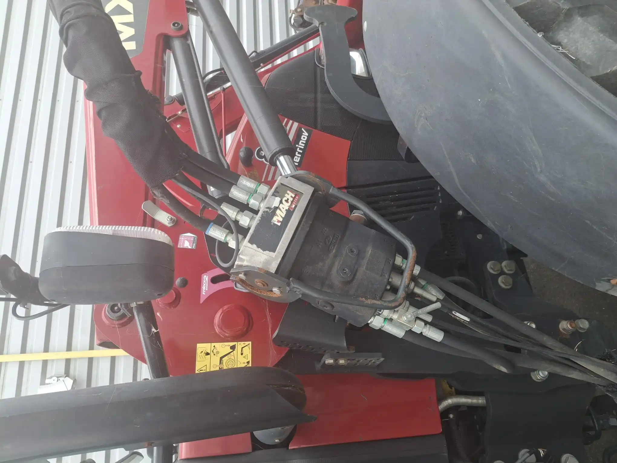 Image CASE TRACTEUR CASE FARMALL 85C