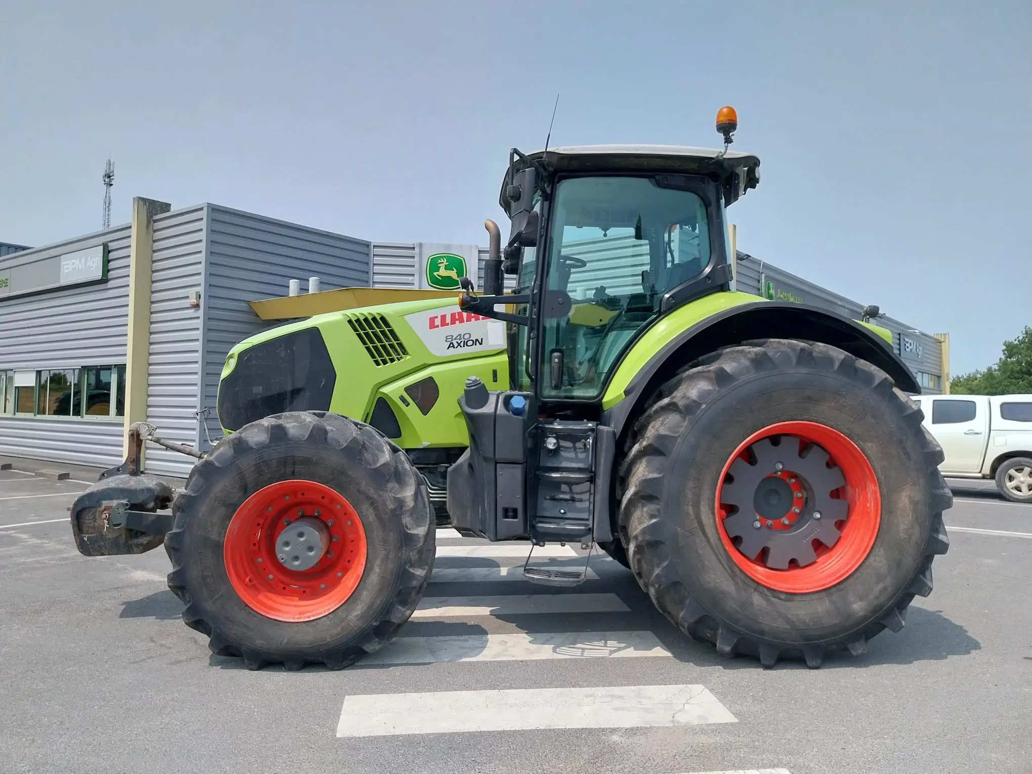 Image CLAAS TRACTEUR CLAAS AXION 840