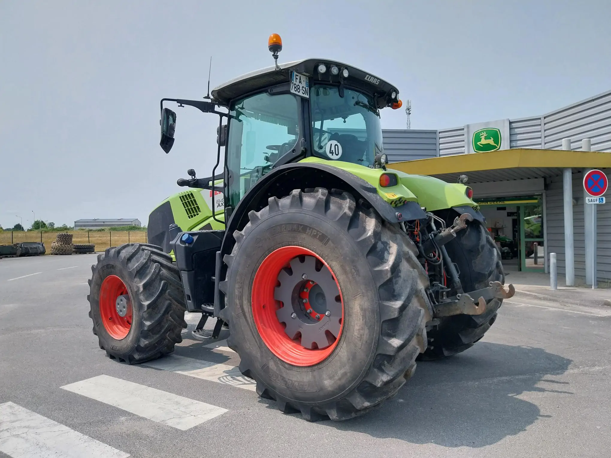 Image CLAAS TRACTEUR CLAAS AXION 840
