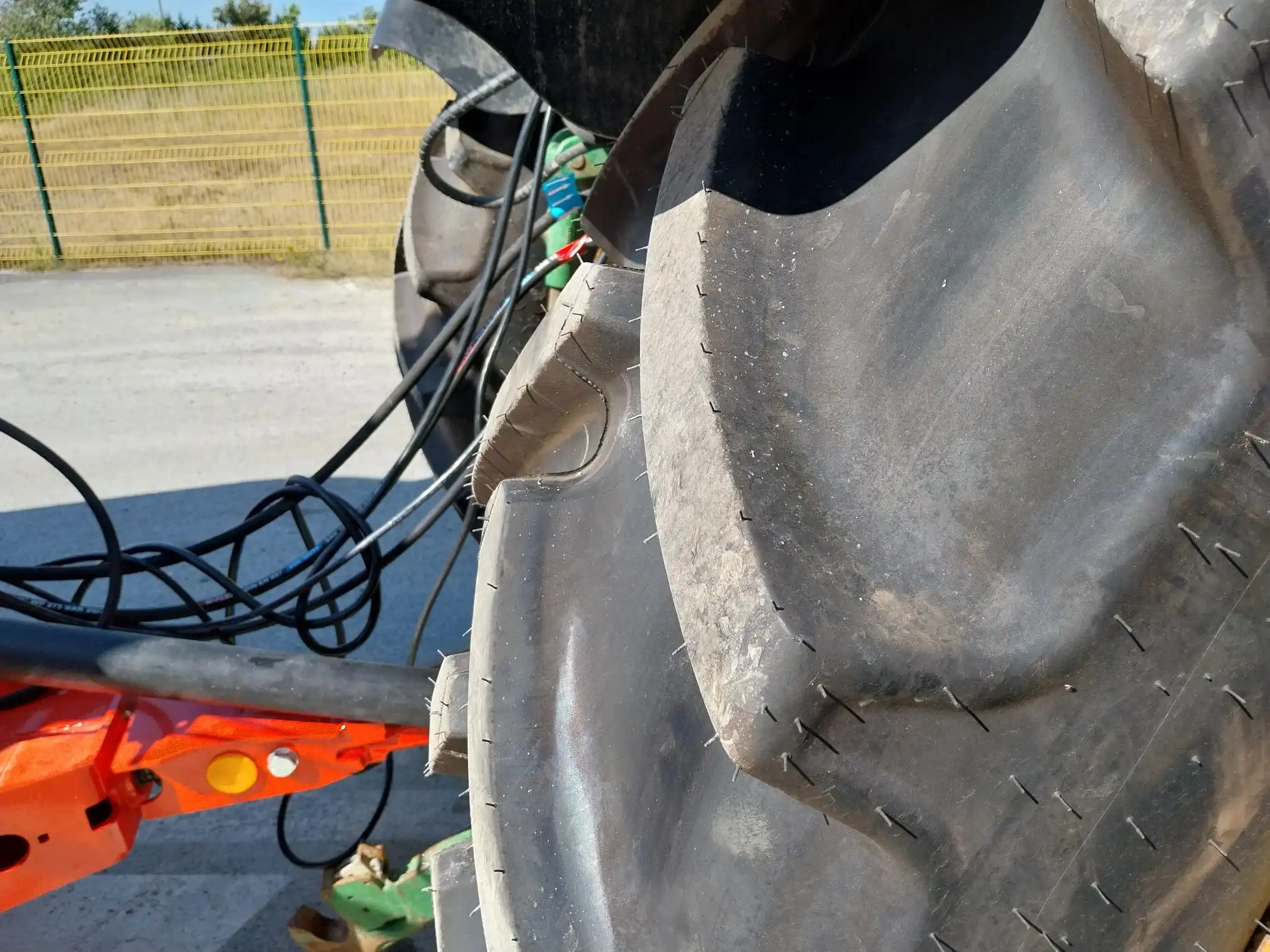 Image JOHN DEERE 6110R