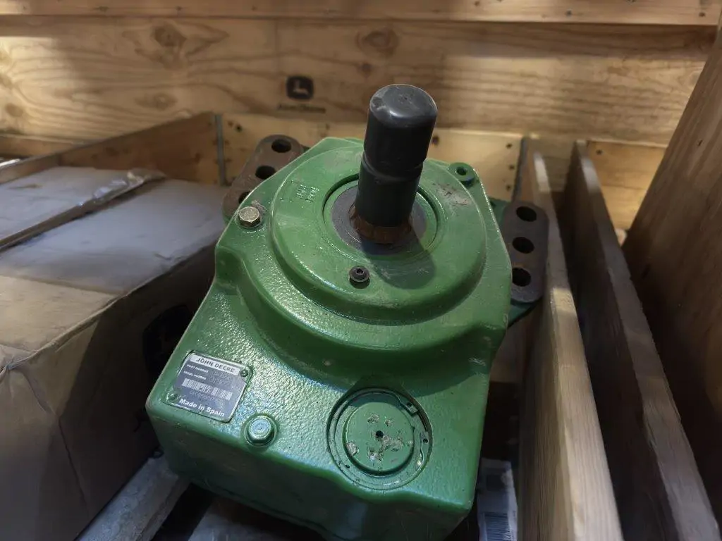 Photo JOHN DEERE PRISE DE FORCE AVANT