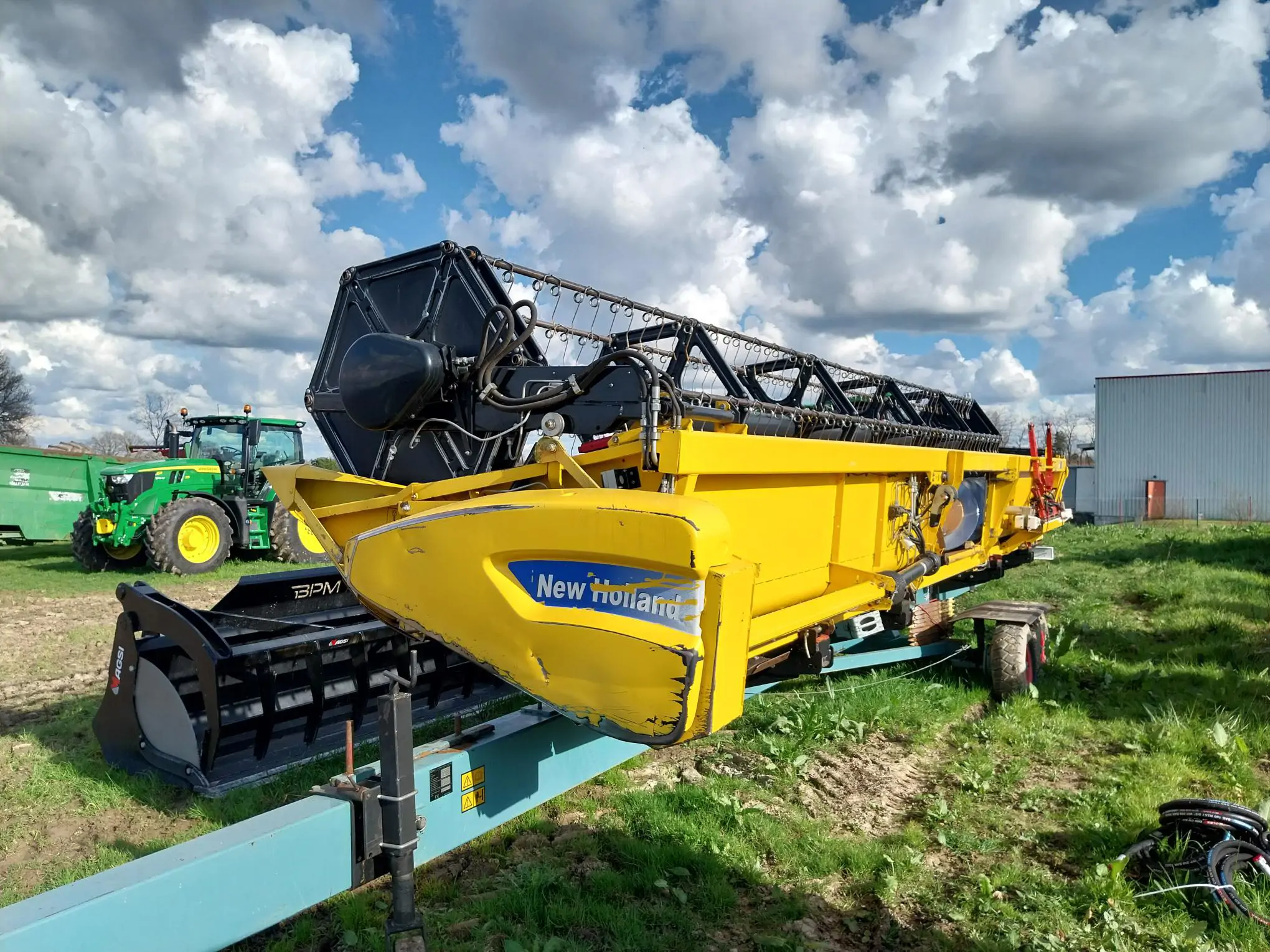 Image NEW HOLLAND CR 9080