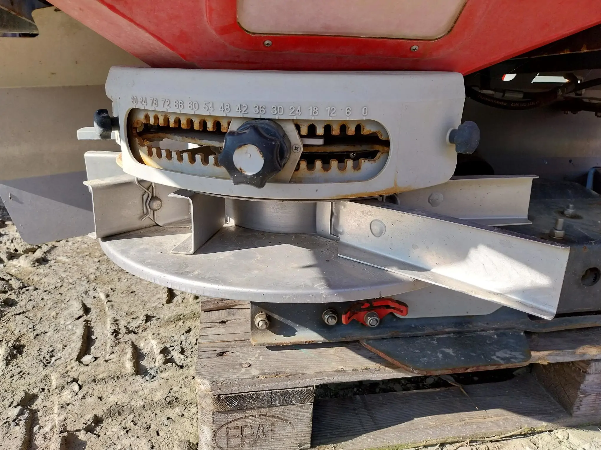 Image VICON EPANDEUR ENGRAIS RO-M