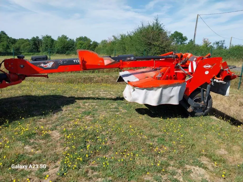 Image KUHN FAUCHEUSE FC 3160 TCD