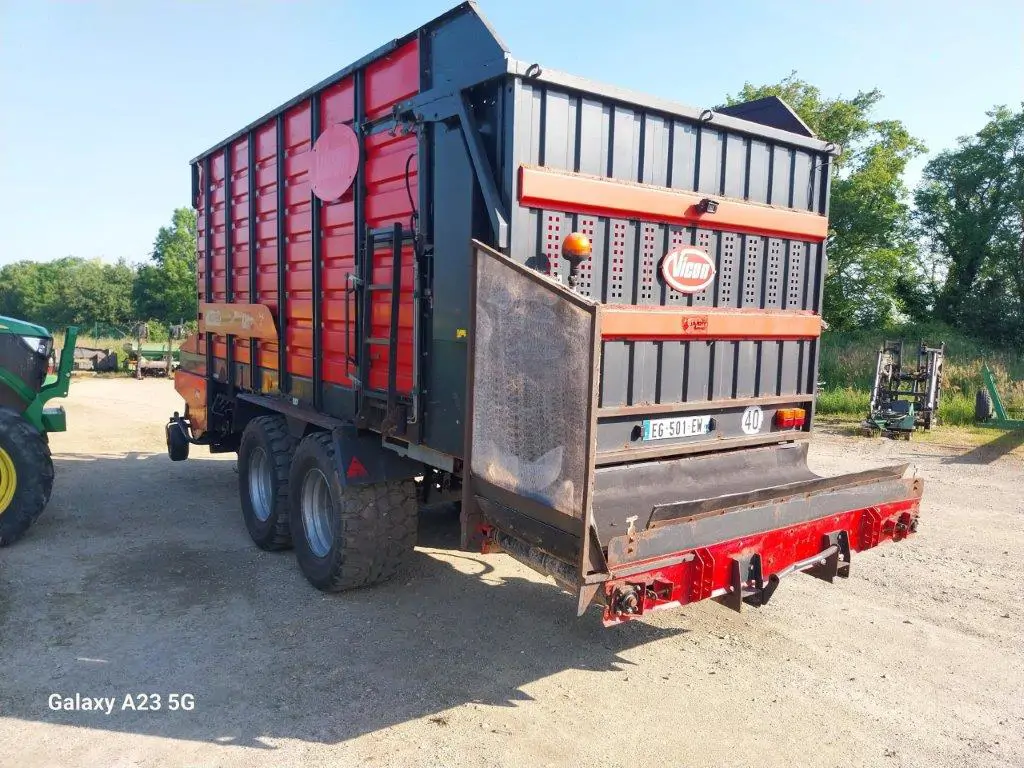 Image VICON AUTOCHARGEUSE VICON ROTEX 402