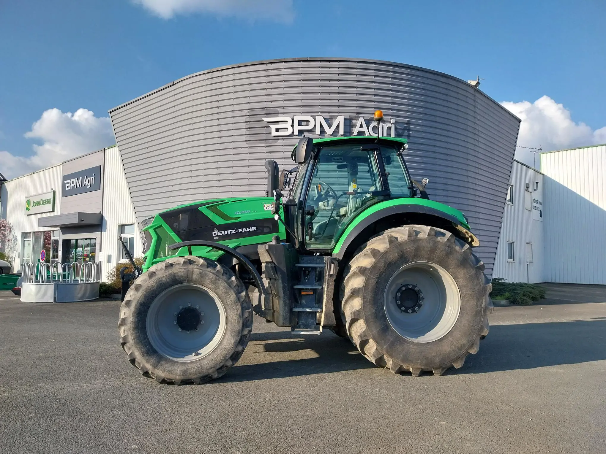 Image DEUTZ TRACTEUR 8280TTV