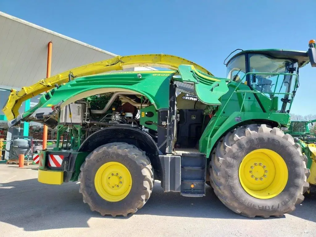 Image JOHN DEERE ENSILEUSE 8400