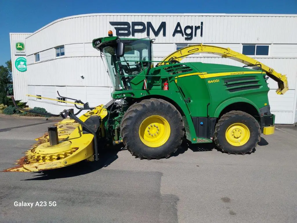 Image JOHN DEERE ENSILEUSE 8400