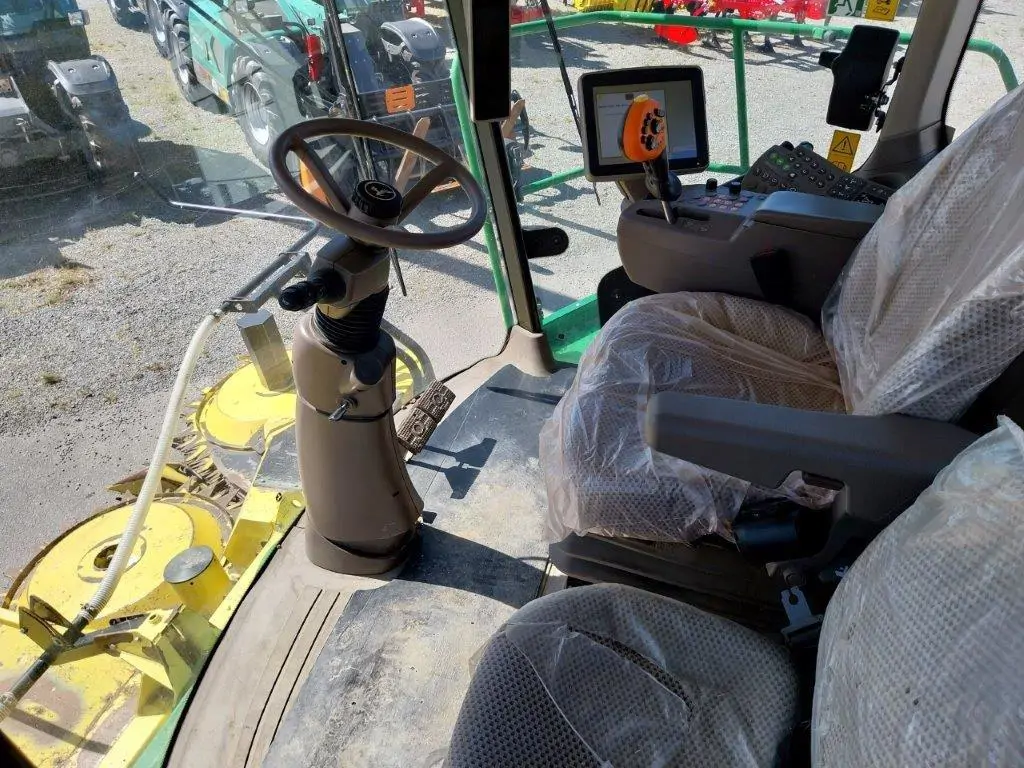 Image JOHN DEERE ENSILEUSE 8400