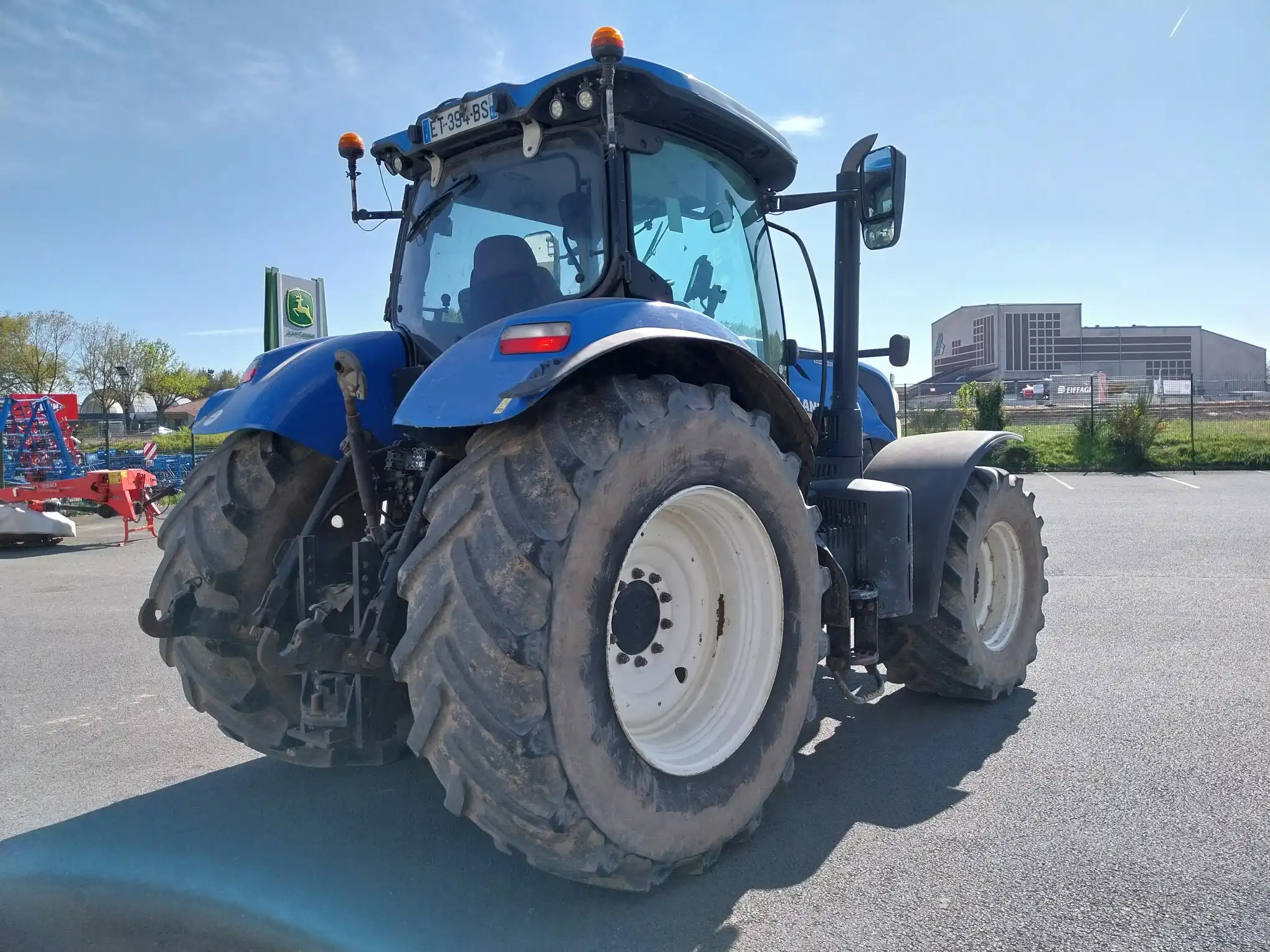 Image NEW HOLLAND TRACTEUR NEW HOLLAND T7 230