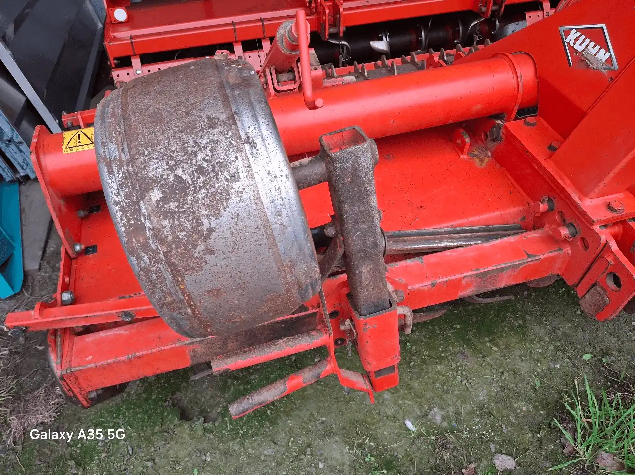 Image KUHN FRAISE ROTATIVE EL 162-300