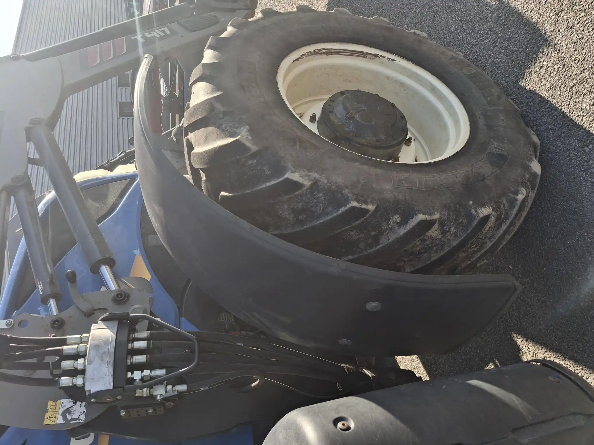 Image NEW HOLLAND TRACTEUR NH T7 190