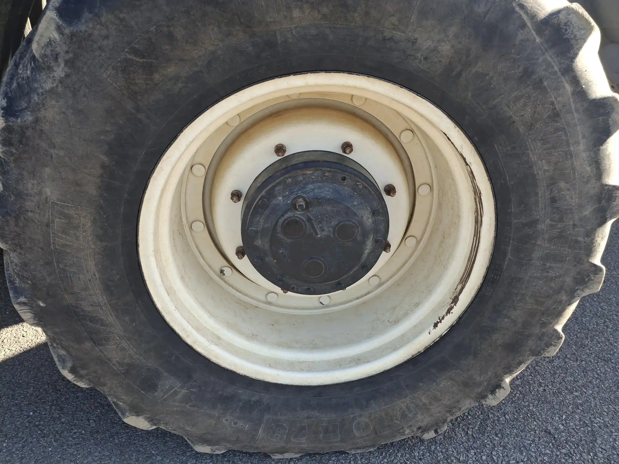 Image NEW HOLLAND TRACTEUR NH T7 190