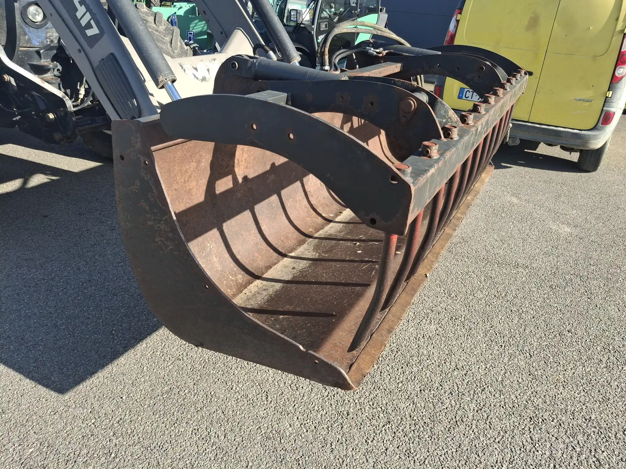 Image NEW HOLLAND TRACTEUR NH T7 190