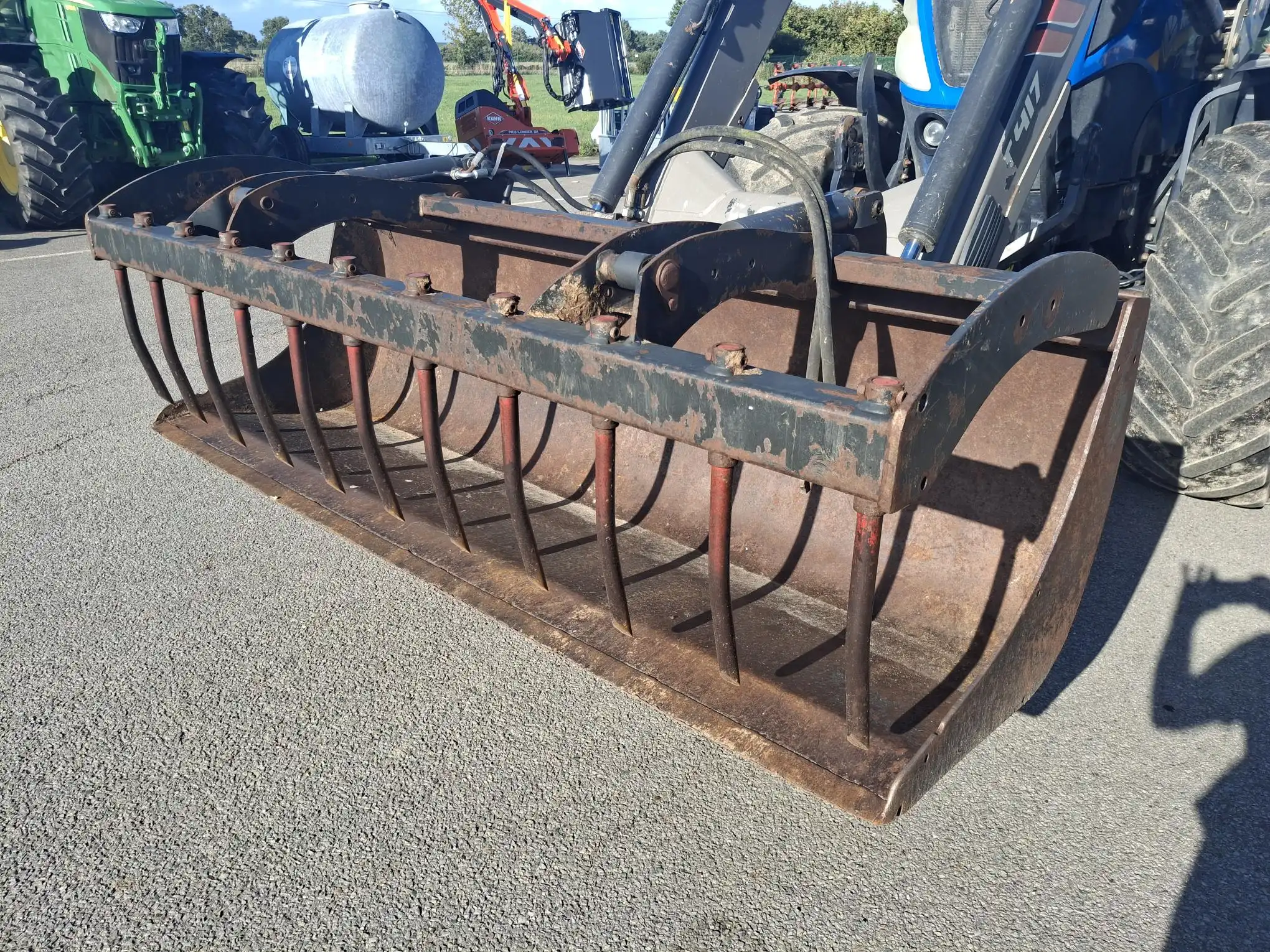 Image NEW HOLLAND TRACTEUR NH T7 190