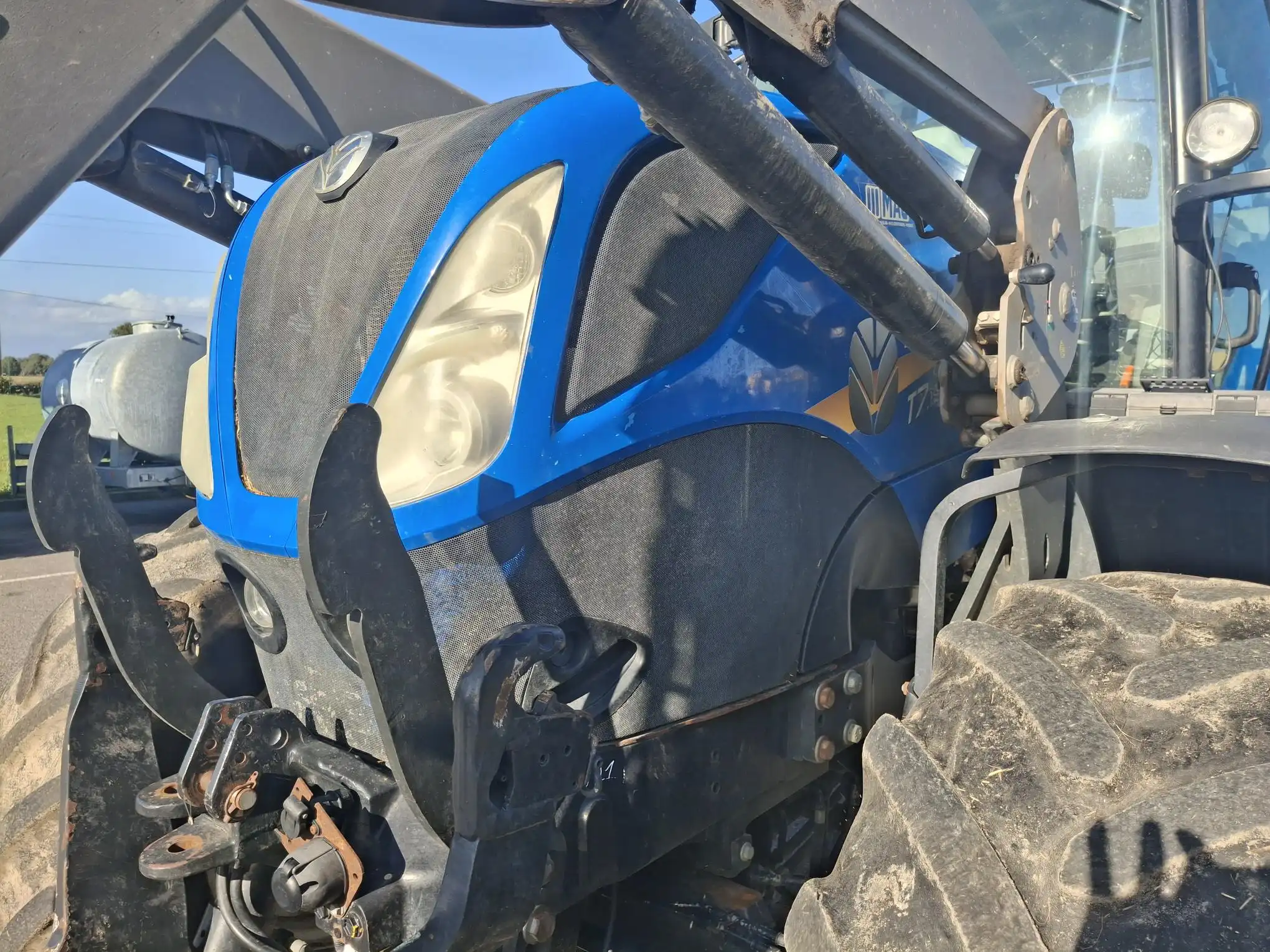 Image NEW HOLLAND TRACTEUR NH T7 190