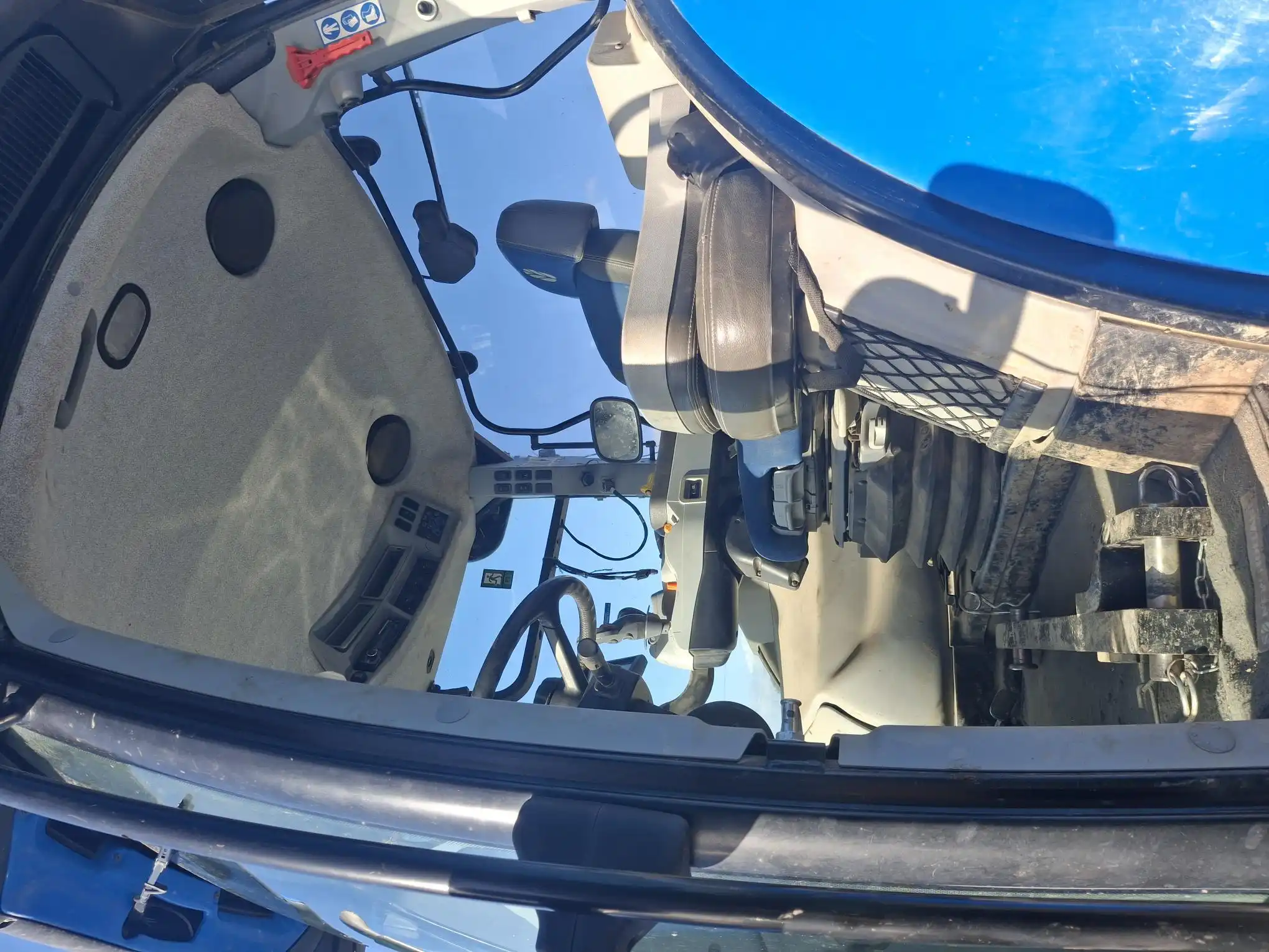 Image NEW HOLLAND TRACTEUR NH T7 190