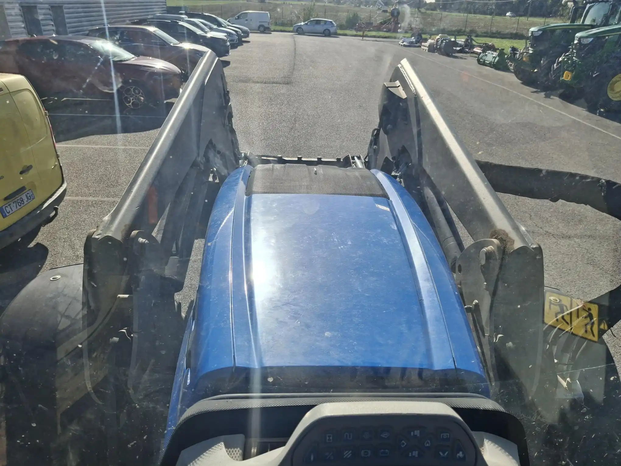 Image NEW HOLLAND TRACTEUR NH T7 190