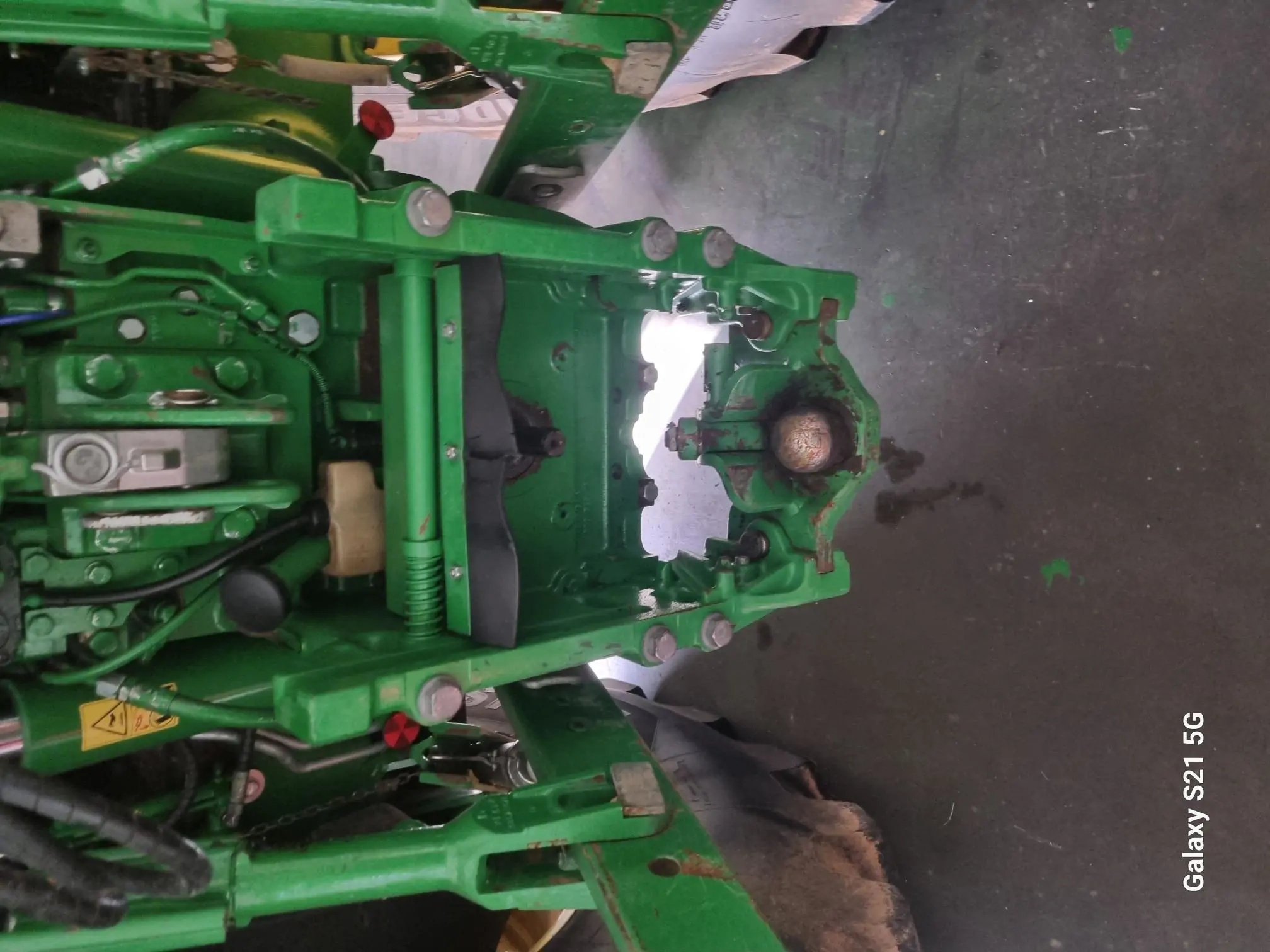 Image JOHN DEERE 6195R