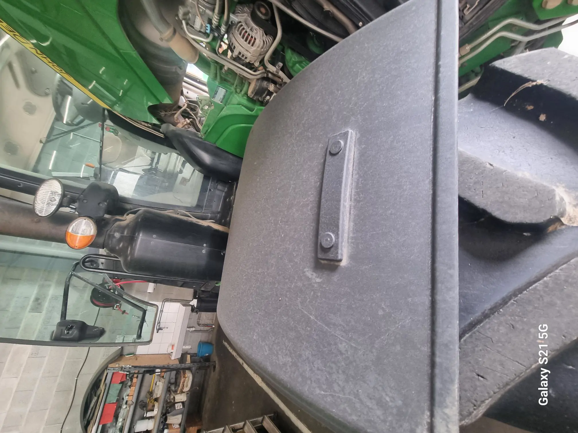 Image JOHN DEERE 6195R