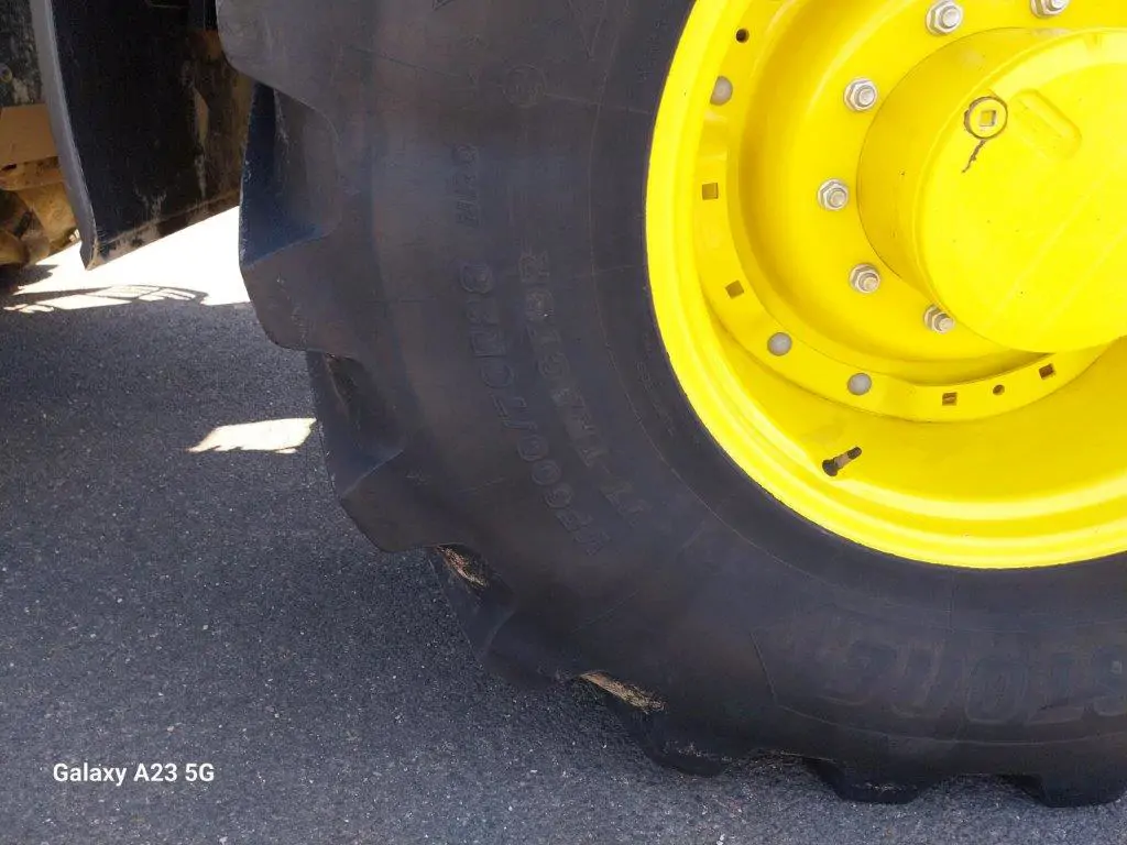 Image JOHN DEERE 6195R